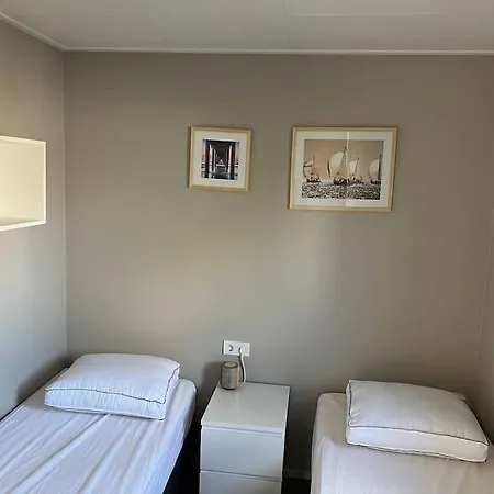 Cube 8 - Neues Im Am Badesee Apartman *